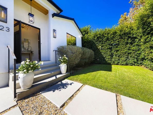 123 S Kilkea Drive, Los Angeles CA 90048