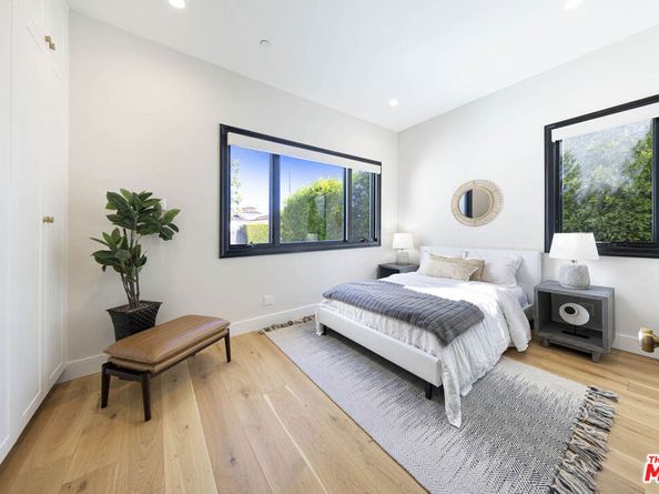 123 S Kilkea Drive, Los Angeles CA 90048