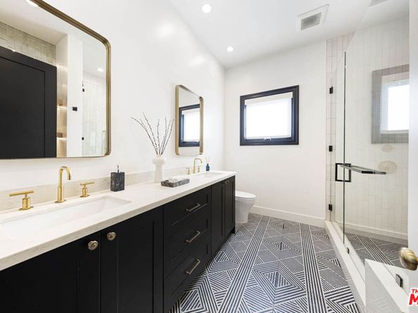 123 S Kilkea Drive, Los Angeles CA 90048