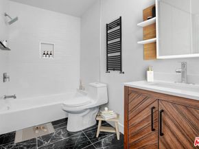 5926 S Hoover Street, Los Angeles CA 90044