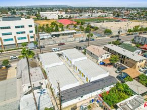 5926 S Hoover Street, Los Angeles CA 90044