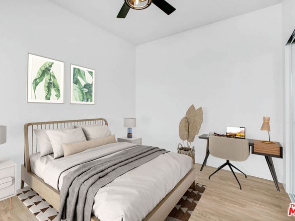 5926 S Hoover Street, Los Angeles CA 90044