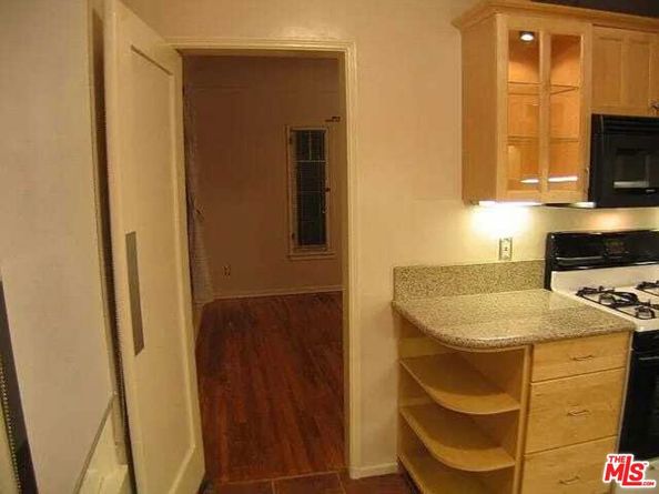 2330 W 2nd Street, Los Angeles CA 90057