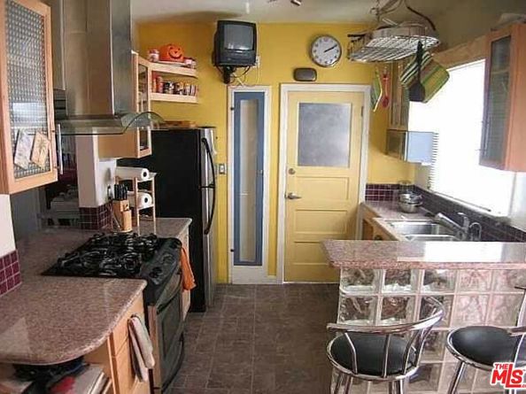 2330 W 2nd Street, Los Angeles CA 90057