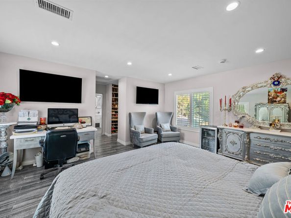 20741 Tulsa Street, Chatsworth CA 91311