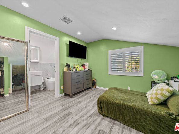 20741 Tulsa Street, Chatsworth CA 91311