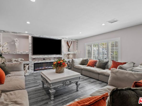 20741 Tulsa Street, Chatsworth CA 91311