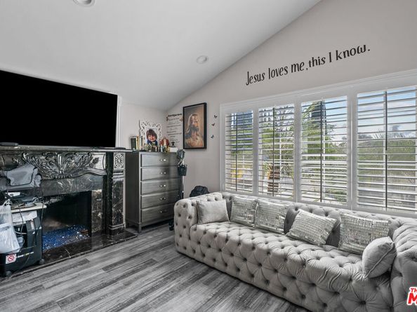 20741 Tulsa Street, Chatsworth CA 91311