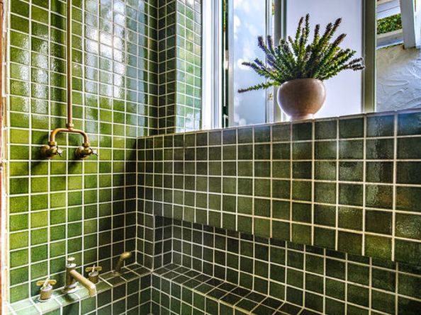 8027 Willow Glen Road, Los Angeles CA 90046