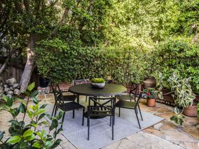 8027 Willow Glen Road, Los Angeles CA 90046