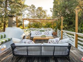 8027 Willow Glen Road, Los Angeles CA 90046