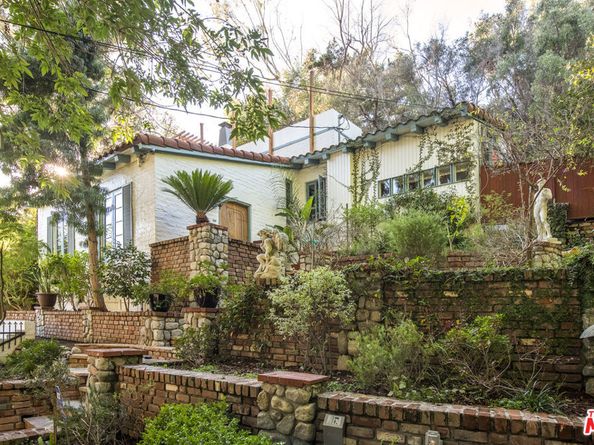8027 Willow Glen Road, Los Angeles CA 90046