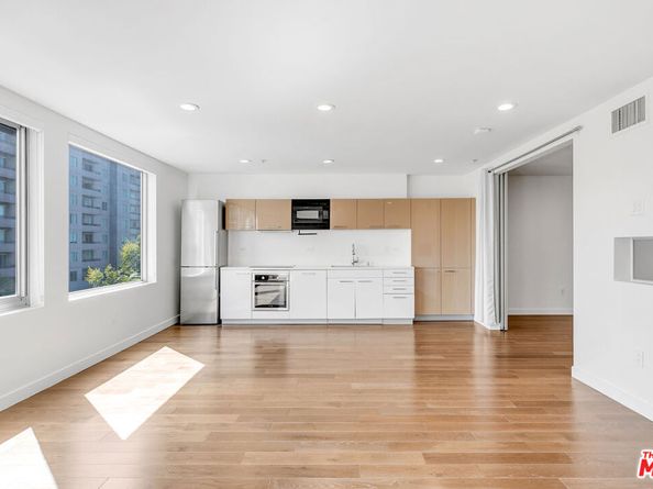 901 S Flower Street 408, Los Angeles CA 90015