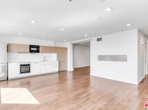 901 S Flower Street 408, Los Angeles CA 90015