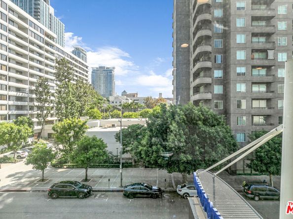 901 S Flower Street 408, Los Angeles CA 90015