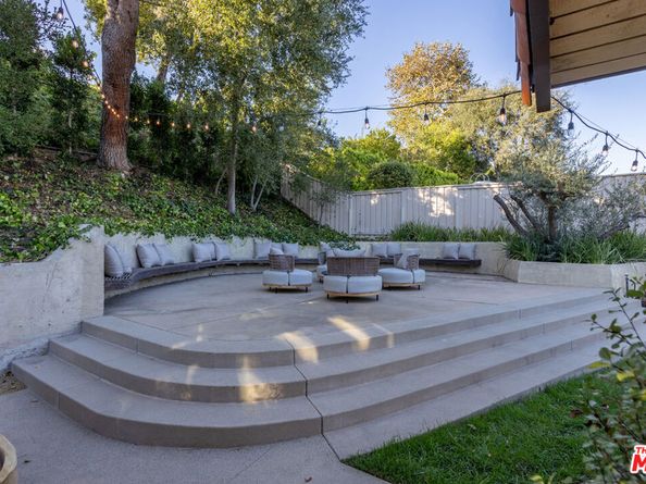 2419 Westridge Road, Los Angeles CA 90049