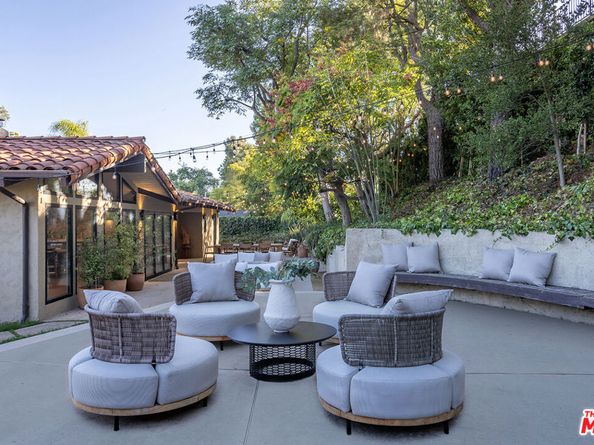2419 Westridge Road, Los Angeles CA 90049