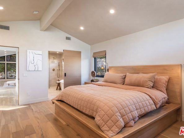 2419 Westridge Road, Los Angeles CA 90049