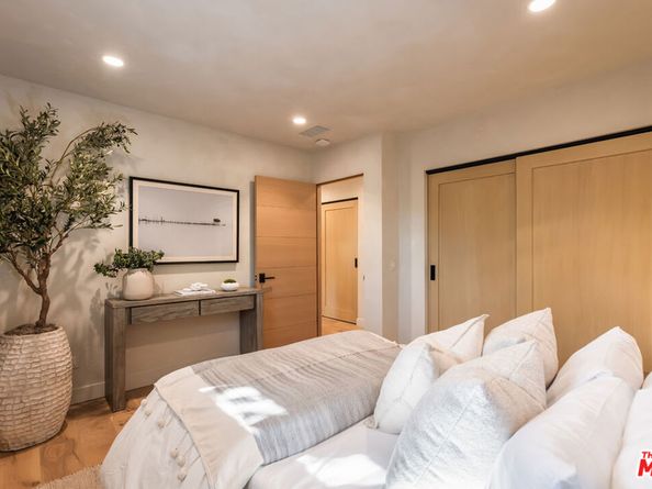 2419 Westridge Road, Los Angeles CA 90049