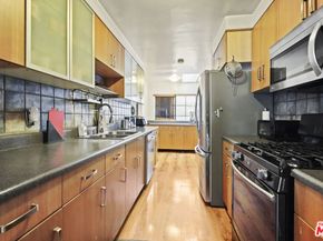 2477 Coolidge Avenue, Los Angeles CA 90064