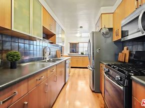 2477 Coolidge Avenue, Los Angeles CA 90064