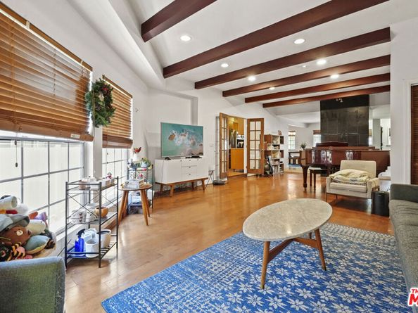 2477 Coolidge Avenue, Los Angeles CA 90064