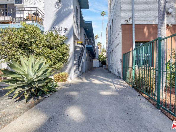 1630 N Harvard Boulevard, Los Angeles CA 90027