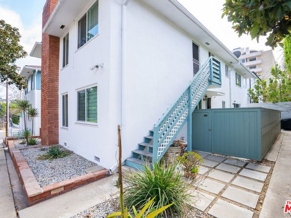 1301 S Beverly Glen Boulevard, Los Angeles CA 90024