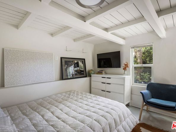 2304 W Avenue 31, Los Angeles CA 90065