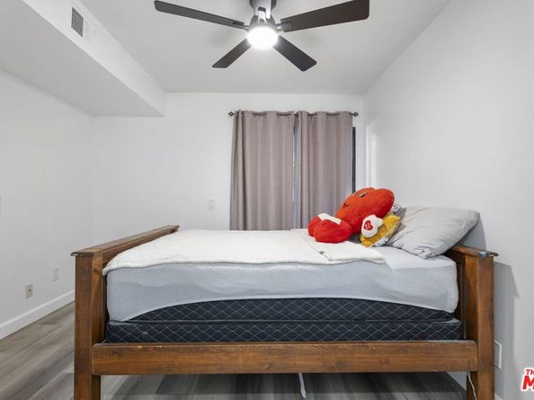 7316 Quill Drive 8, Downey CA 90242