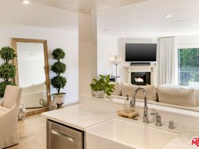 2385 Roscomare Road D3, Los Angeles CA 90077
