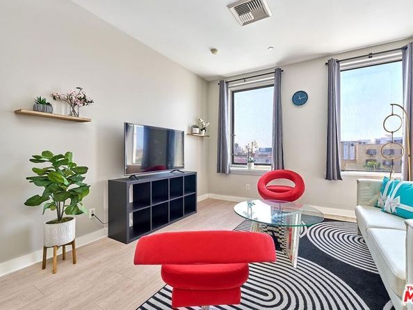 3810 Wilshire Boulevard 408, Los Angeles CA 90010