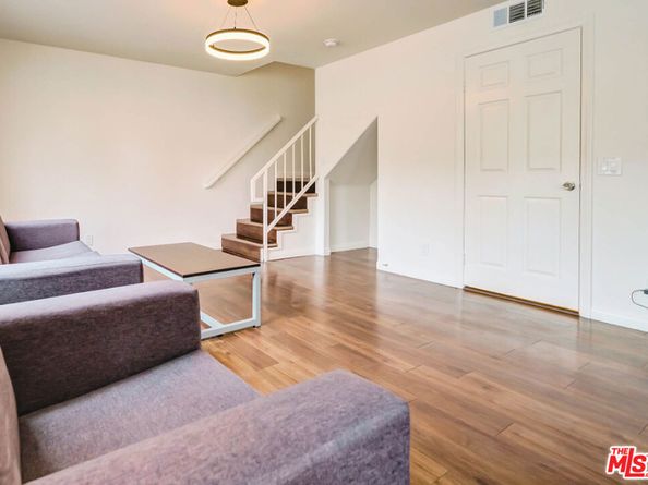 2370 Portland Street, Los Angeles CA 90007