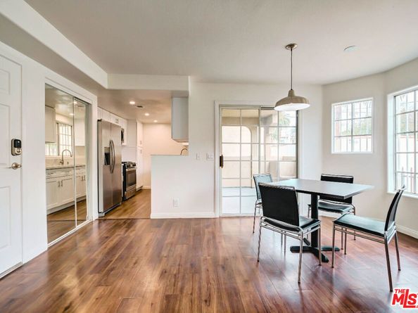 2370 Portland Street, Los Angeles CA 90007