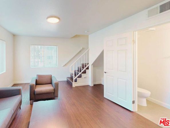 2370 Portland Street, Los Angeles CA 90007