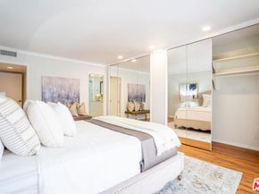 818 S Lucerne Boulevard 205, Los Angeles CA 90005