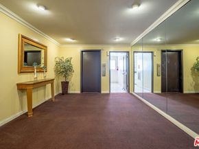 818 S Lucerne Boulevard 205, Los Angeles CA 90005