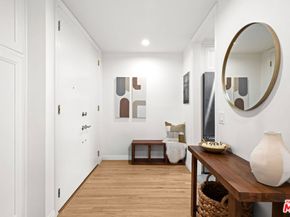 11918 Kiowa Avenue 302, Los Angeles CA 90049