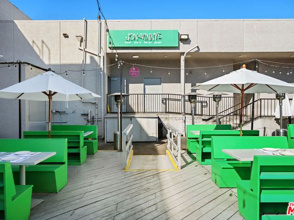 11918 Kiowa Avenue 302, Los Angeles CA 90049