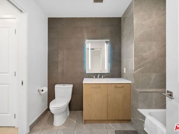 400 S Broadway 1021, Los Angeles CA 90013