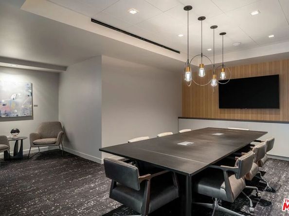 400 S Broadway 1021, Los Angeles CA 90013