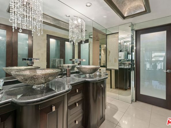 801 Ocean Avenue 206, Santa Monica CA 90403