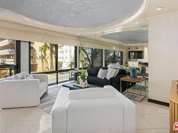 801 Ocean Avenue 206, Santa Monica CA 90403