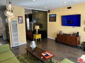 1255 N Harper Avenue 15, West Hollywood CA 90046