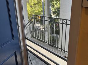 1255 N Harper Avenue 15, West Hollywood CA 90046