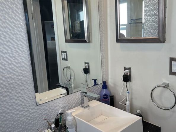 1255 N Harper Avenue 15, West Hollywood CA 90046
