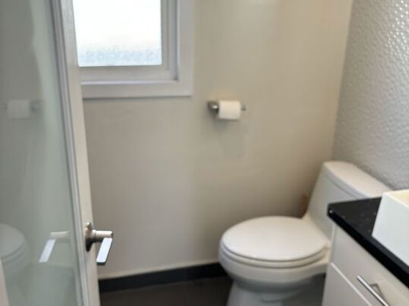 1255 N Harper Avenue 15, West Hollywood CA 90046