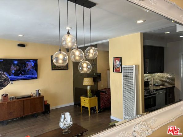 1255 N Harper Avenue 15, West Hollywood CA 90046