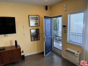 1255 N Harper Avenue 15, West Hollywood CA 90046