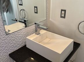 1255 N Harper Avenue 15, West Hollywood CA 90046